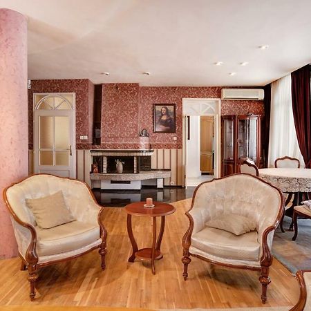 Aristocratic, Elegant, Designer Top Central Apartment Sofia Buitenkant foto