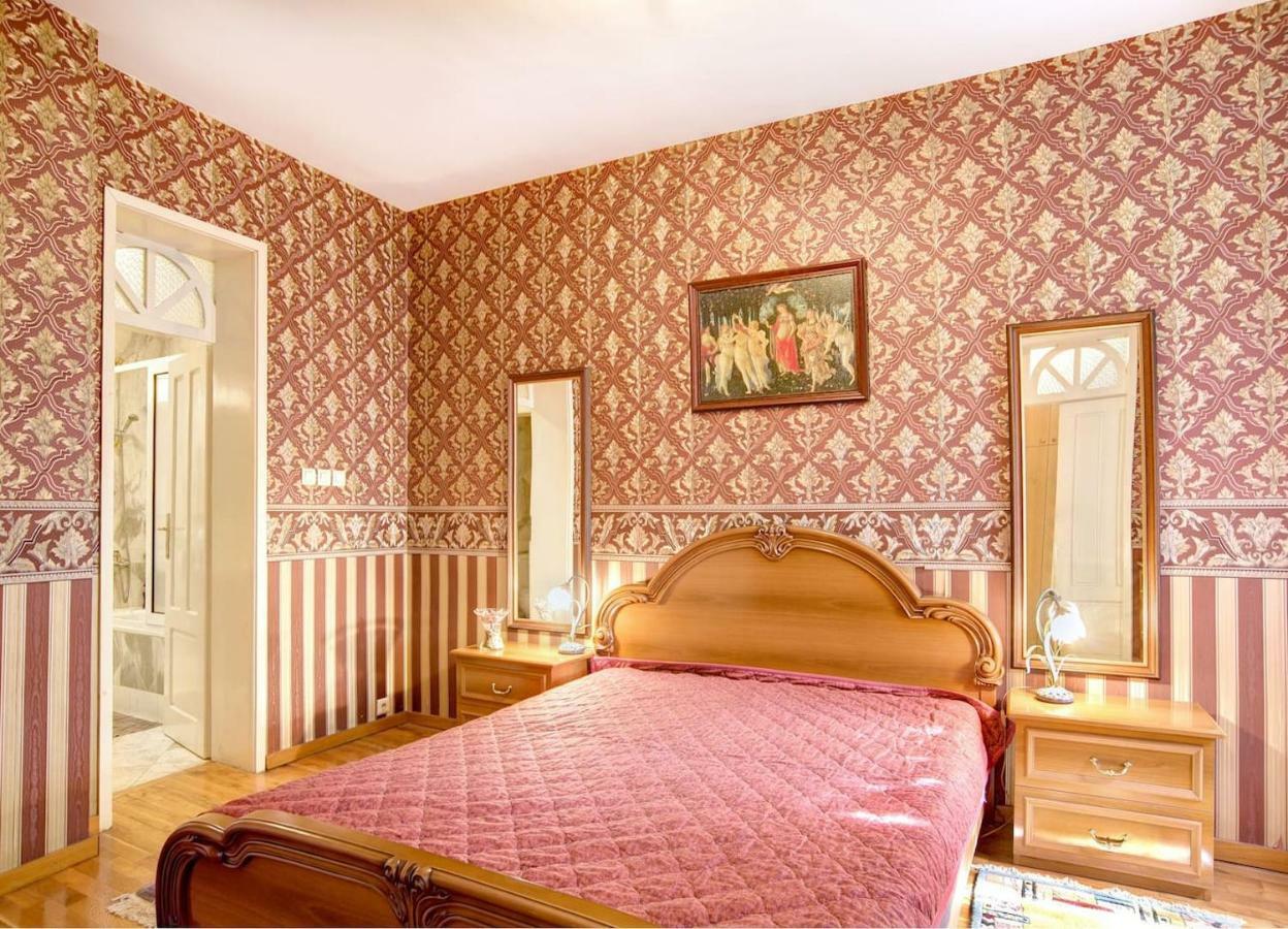 Aristocratic, Elegant, Designer Top Central Apartment Sofia Buitenkant foto